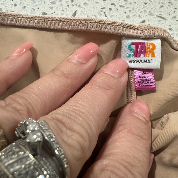 Star by Spanx Firm Control Lady Luxe High Waisted Shapewear Size M NWOT - Picture 4 of 4